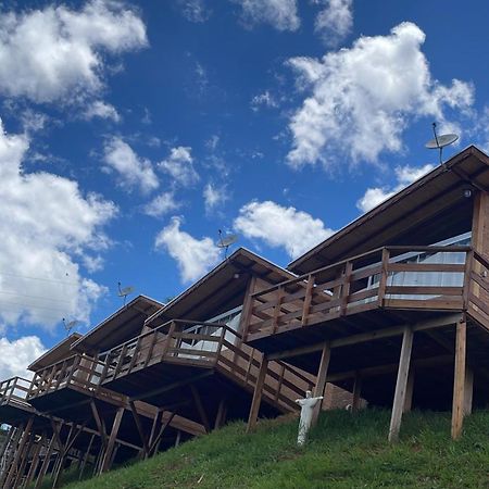 Chacrinha Pousada E Restaurante Chale Tucano Caldas  Exterior foto